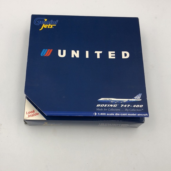 Gemini Jets Diecast 1:400 United Airlines Boeing 747-400 N196UA GJUAL566 - Picture 7 of 7